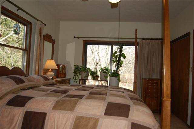 2216 S Southwood Dr, Warsaw, IN 46580 photo 6