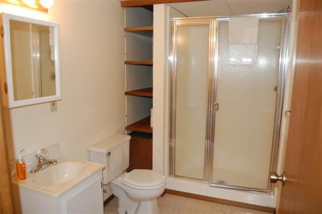 2216 S Southwood Dr, Warsaw, IN 46580 photo 17