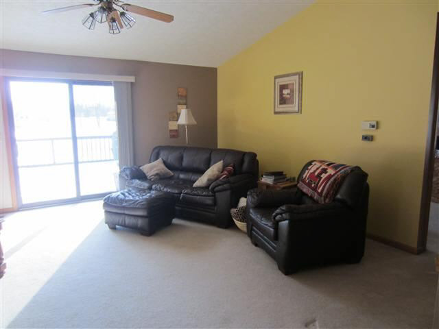 1823 E Springfield Dr, Warsaw, IN 46582 photo 8