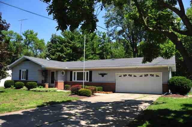 1704 Walnut Creek Blvd, Warsaw, IN 46580 photo 1
