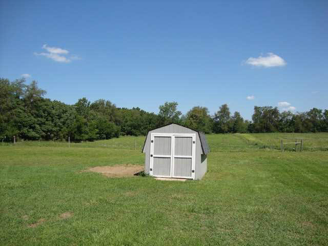 812 E Levi Lee Rd, Warsaw, IN 46582 photo 13