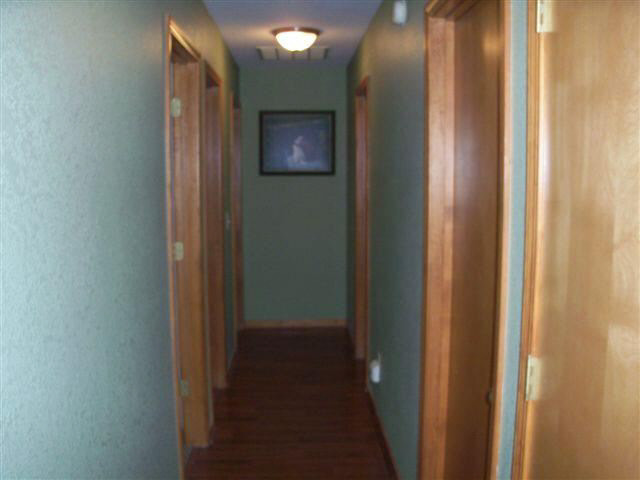 8454 E Hatchery Rd, Syracuse, IN 46567 photo 6