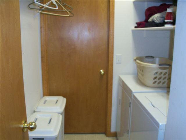 8454 E Hatchery Rd, Syracuse, IN 46567 photo 7