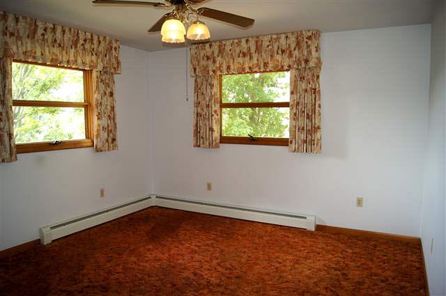 908 N 300 E, Warsaw, IN 46582 photo 6