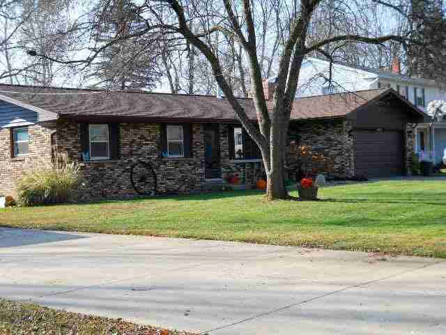918 Shady Ln, Warsaw, IN 46580 photo 1