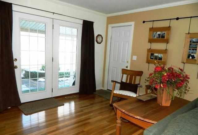 635 N Johnson St, Warsaw, IN 46580 photo 3