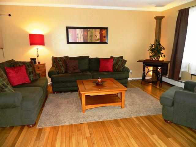 635 N Johnson St, Warsaw, IN 46580 photo 2