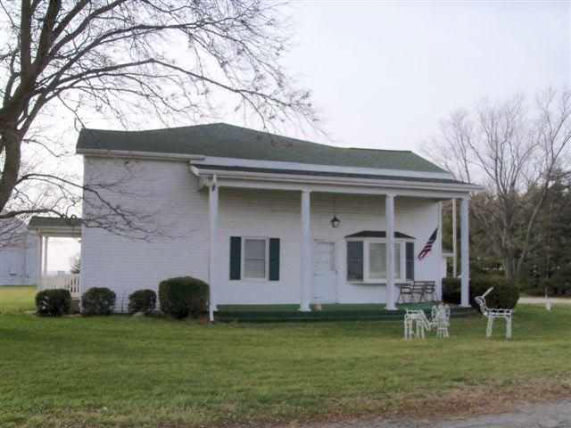 8833 N Old Sr 15, Leesburg, IN 46538 photo 1