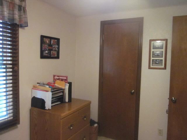 1689 S Redwood Rd, Warsaw, IN 46580 photo 15