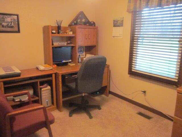 1689 S Redwood Rd, Warsaw, IN 46580 photo 14