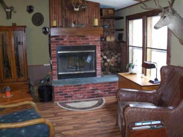 6913 E South Barbee Dr, Pierceton, IN 46562 photo 2