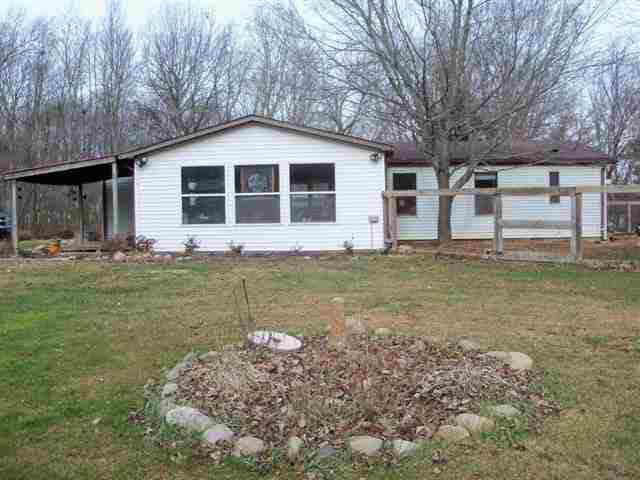 6913 E South Barbee Dr, Pierceton, IN 46562 photo 17