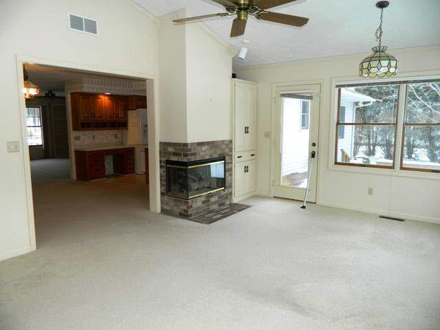 2502 Marjorie St, Winona Lake, IN 46590 photo 7