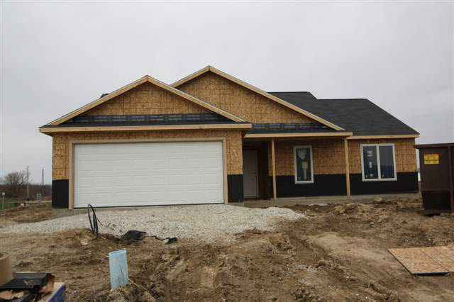 604 Dunn Rd, New Carlisle, IN 46552 photo 1
