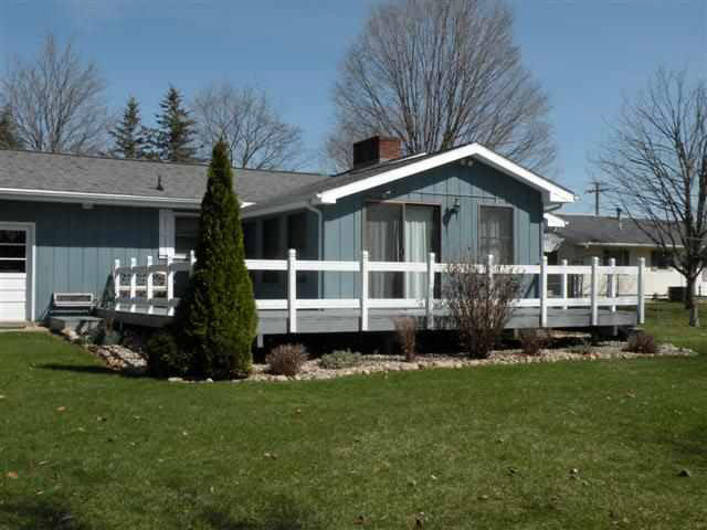 6787 E Cornelius Rd, Syracuse, IN 46567 photo 8