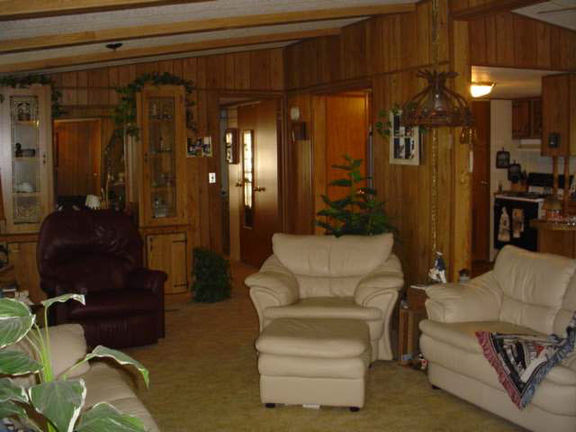 8832 E Crow Rd, Syracuse, IN 46567 photo 4