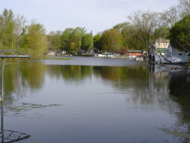 8832 E Crow Rd, Syracuse, IN 46567 photo 3