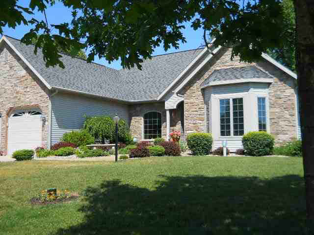 1832 S Woodfield Trl, Warsaw, IN 46580 photo 2