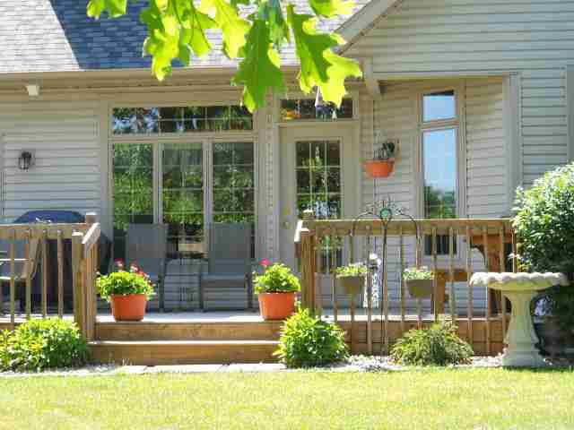 1832 S Woodfield Trl, Warsaw, IN 46580 photo 5