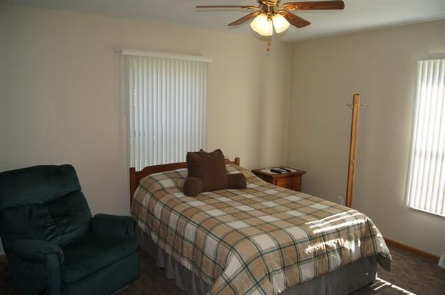 7429 W Lutes Dr, Warsaw, IN 46582 photo 5