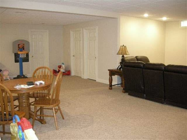 1583 Hawthorne Ct, Winona Lake, IN 46590 photo 7