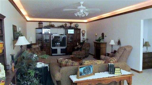 1125 N Santorini Dr, Warsaw, IN 46580 photo 4