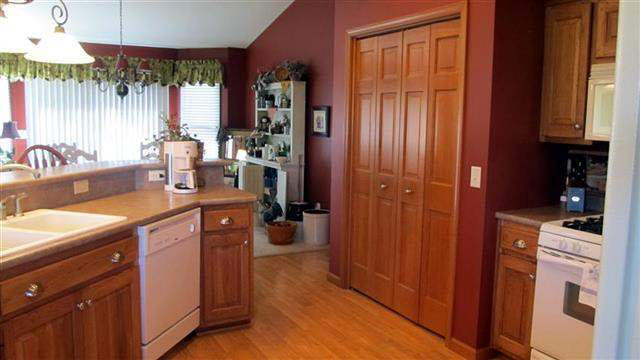 1125 N Santorini Dr, Warsaw, IN 46580 photo 6