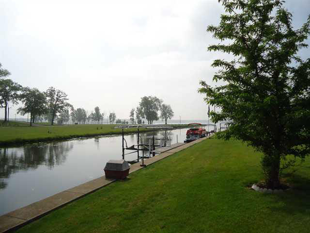 14 Fairlane Dr, Warsaw, IN 46580 photo 11