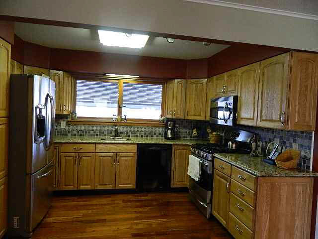 14 Fairlane Dr, Warsaw, IN 46580 photo 5