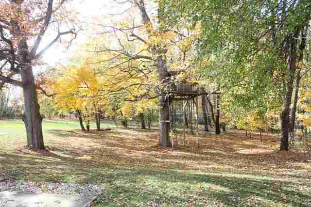 2406 Westwood Rd, Winona Lake, IN 46590 photo 4