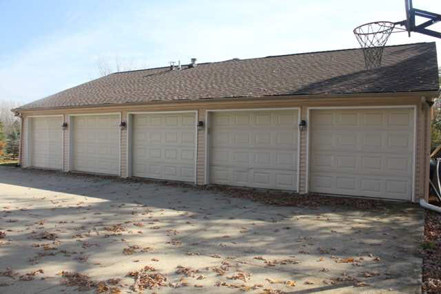 2406 Westwood Rd, Winona Lake, IN 46590 photo 5