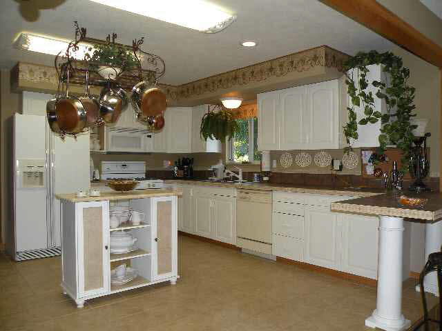 703 Pickwick, Syracuse, IN 46567 photo 6
