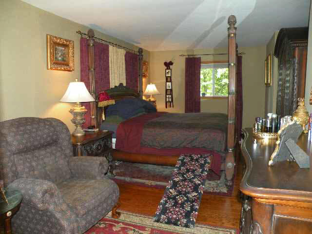 703 Pickwick, Syracuse, IN 46567 photo 9