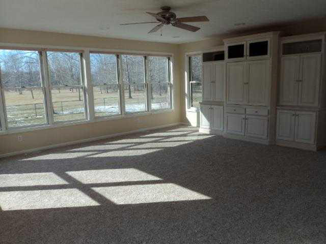 1927 Pikeview Dr, Warsaw, IN 46580 photo 7