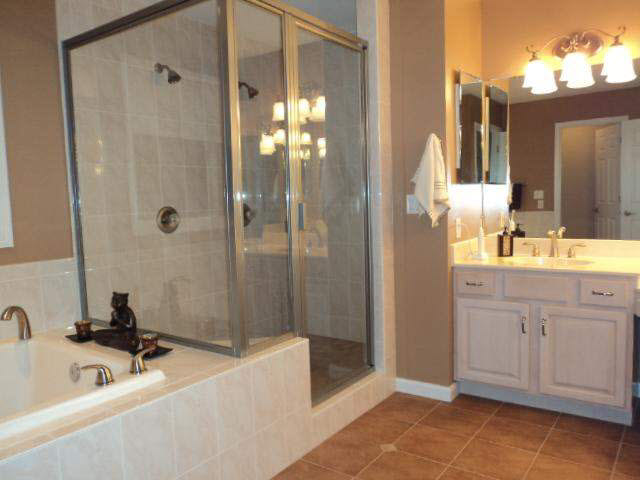 1927 Pikeview Dr, Warsaw, IN 46580 photo 13