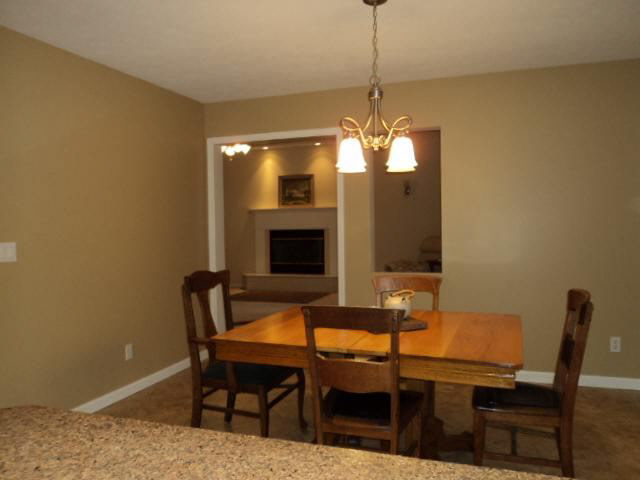 1927 Pikeview Dr, Warsaw, IN 46580 photo 6