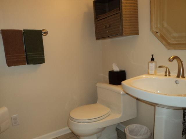1927 Pikeview Dr, Warsaw, IN 46580 photo 8
