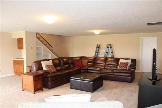 4069 E Lakeview Trl, Leesburg, IN 46538 photo 18