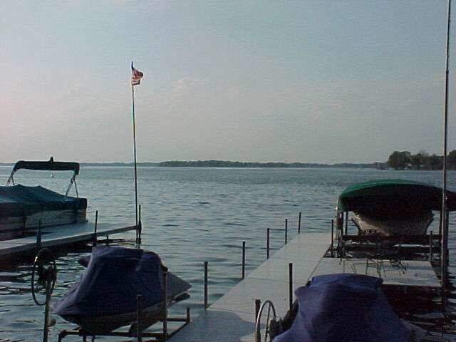 9064 E Hatchery Rd, Syracuse, IN 46567 photo 4