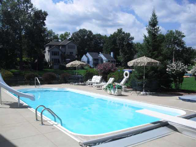824 E Northshore Dr, Syracuse, IN 46567 photo 3