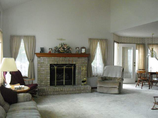 824 E Northshore Dr, Syracuse, IN 46567 photo 9