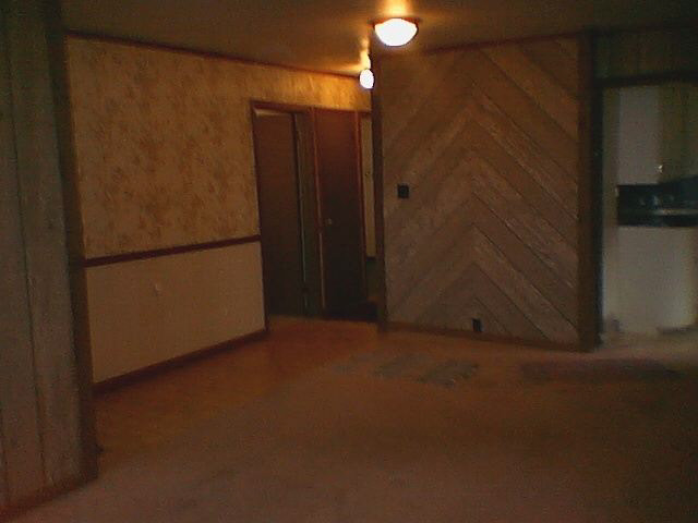 819 E Northshore Dr, Syracuse, IN 46567 photo 2