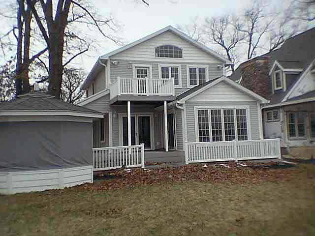 116 N Front St, Syracuse, IN 46567 photo 1