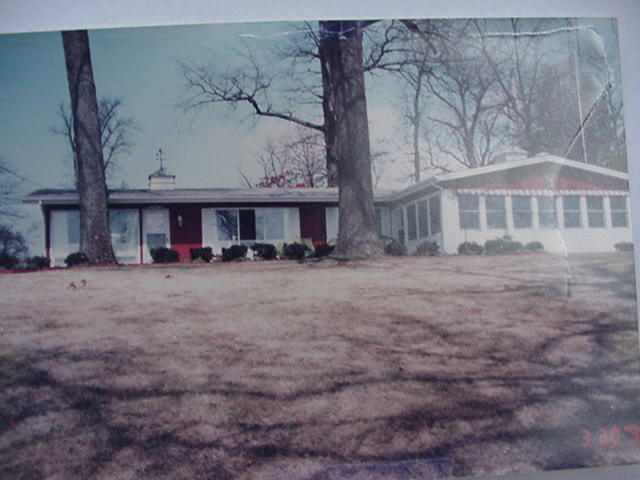 703 E Northshore Dr, Syracuse, IN 46567 photo 1