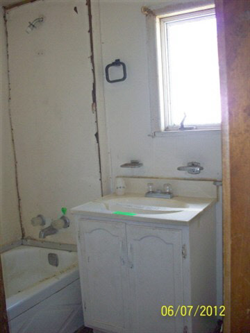 707 Thomas St, Elkhart, IN 46516 photo 6