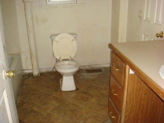 2220 Bertrand St, South Bend, IN 46628 photo 6