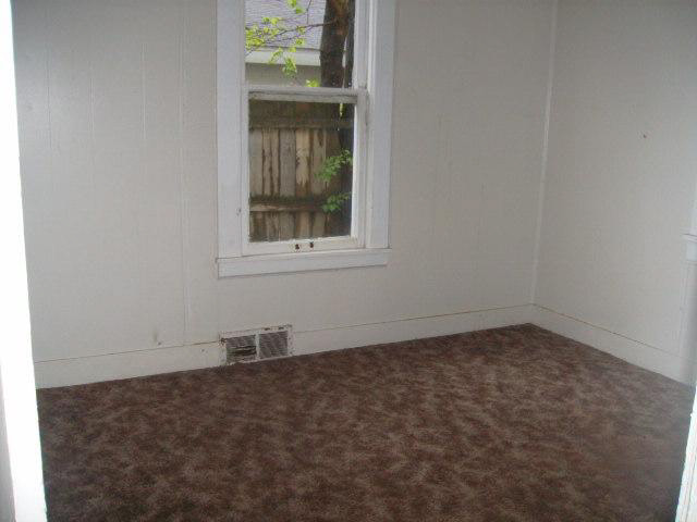 1146 Fox, South Bend, IN 46613 photo 9