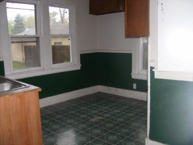 1146 Fox, South Bend, IN 46613 photo 8