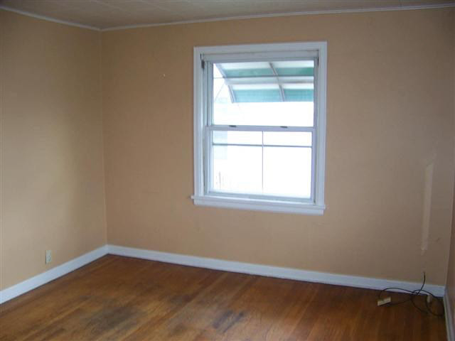 738 S Lake St, South Bend, IN 46619 photo 4