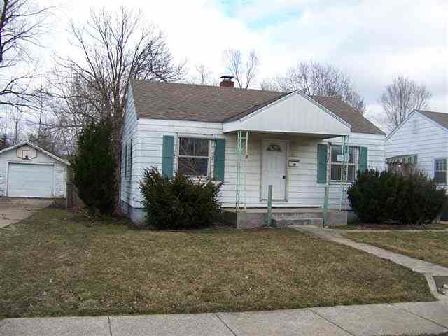 738 S Lake St, South Bend, IN 46619 photo 1